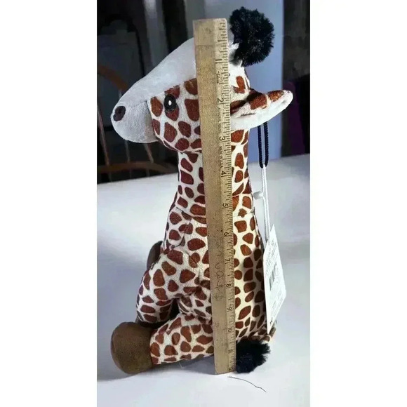 New Plush Farting Giraffe Toy - Picture 5 of 5